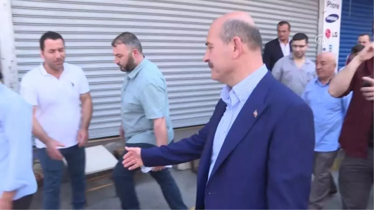 Bakan Soylu, Gaziosmanpaşa\'da esnafı ziyaret etti