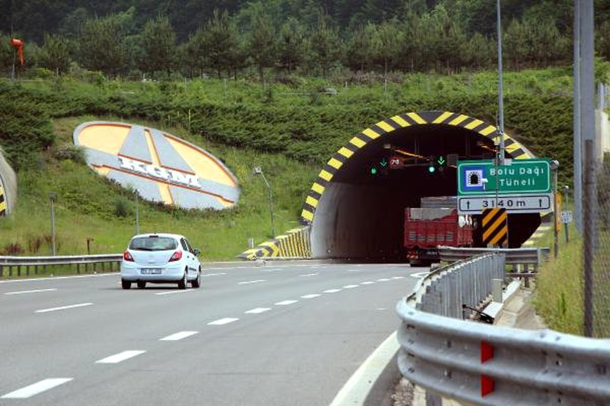 Bayram dönüşünde TEM\'in Bolu geçişi rahat