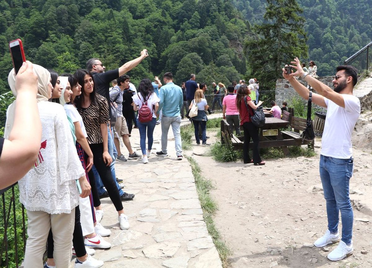 Bayram tatilinde Rize\'ye turist akını