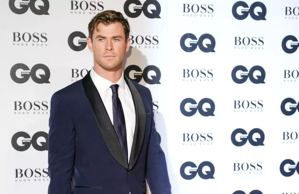 Chris Hemsworth Oyunculuğa Ara Veriyor