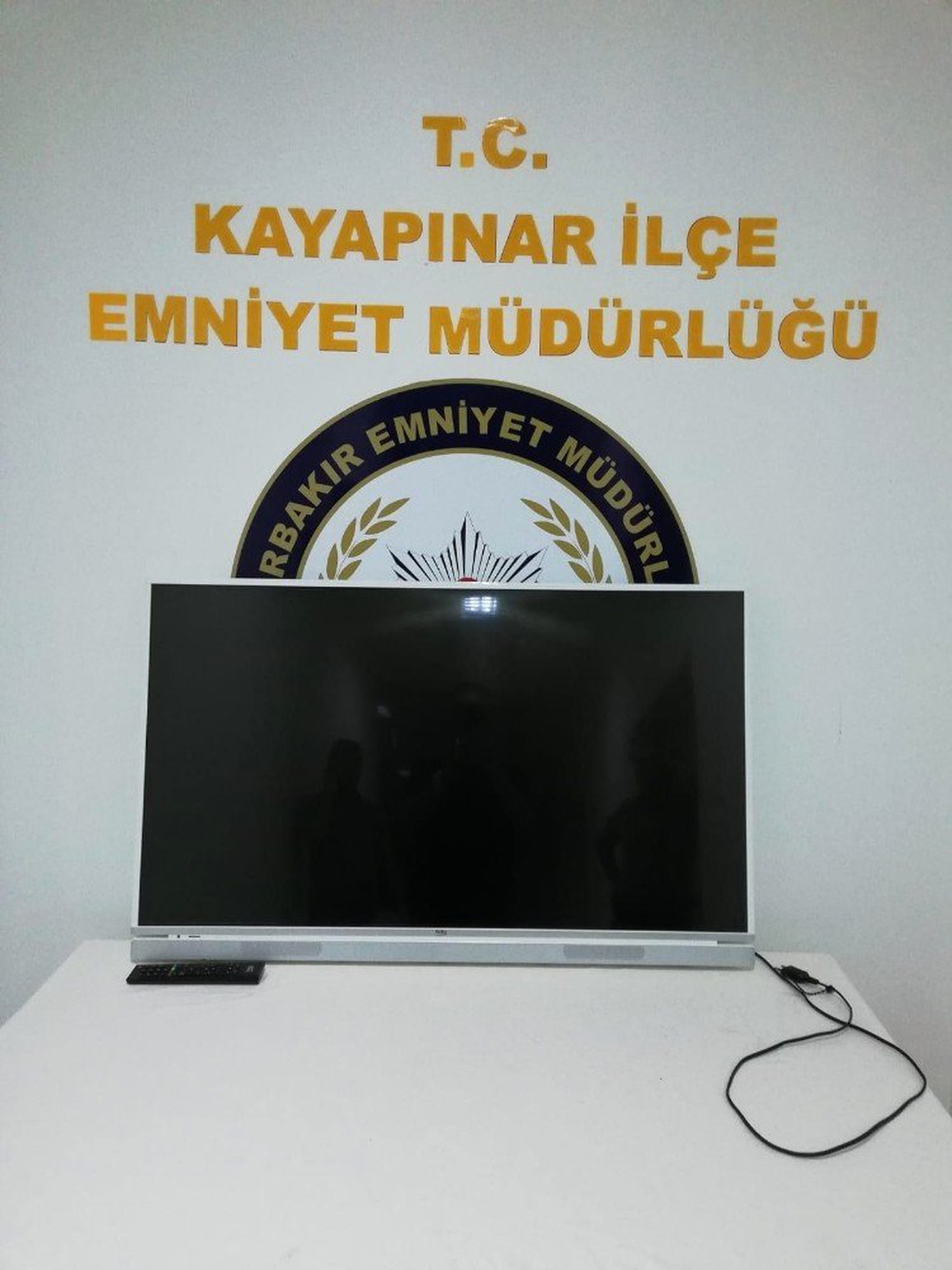 Diyarbakır\'da bayramı fırsat bilip hırsızlık yapan şahısları polis enseledi