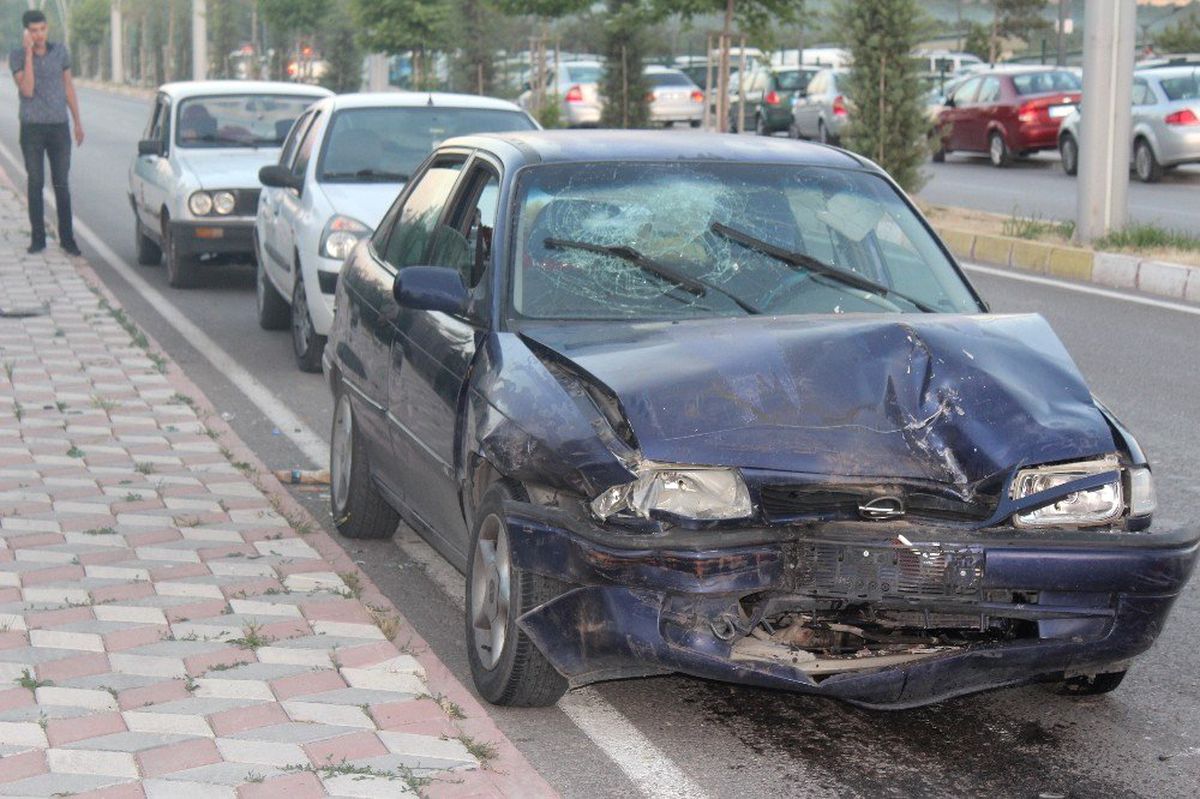 Elazığ\'da trafik kazası: 9 yaralı