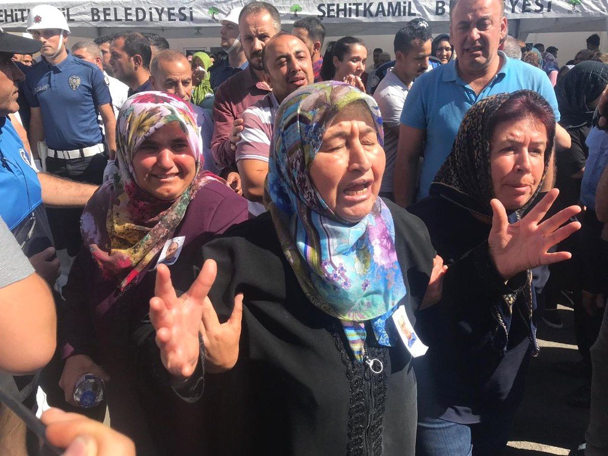 Kavgada vurulan polis törenle son yolculuğuna uğurlandı