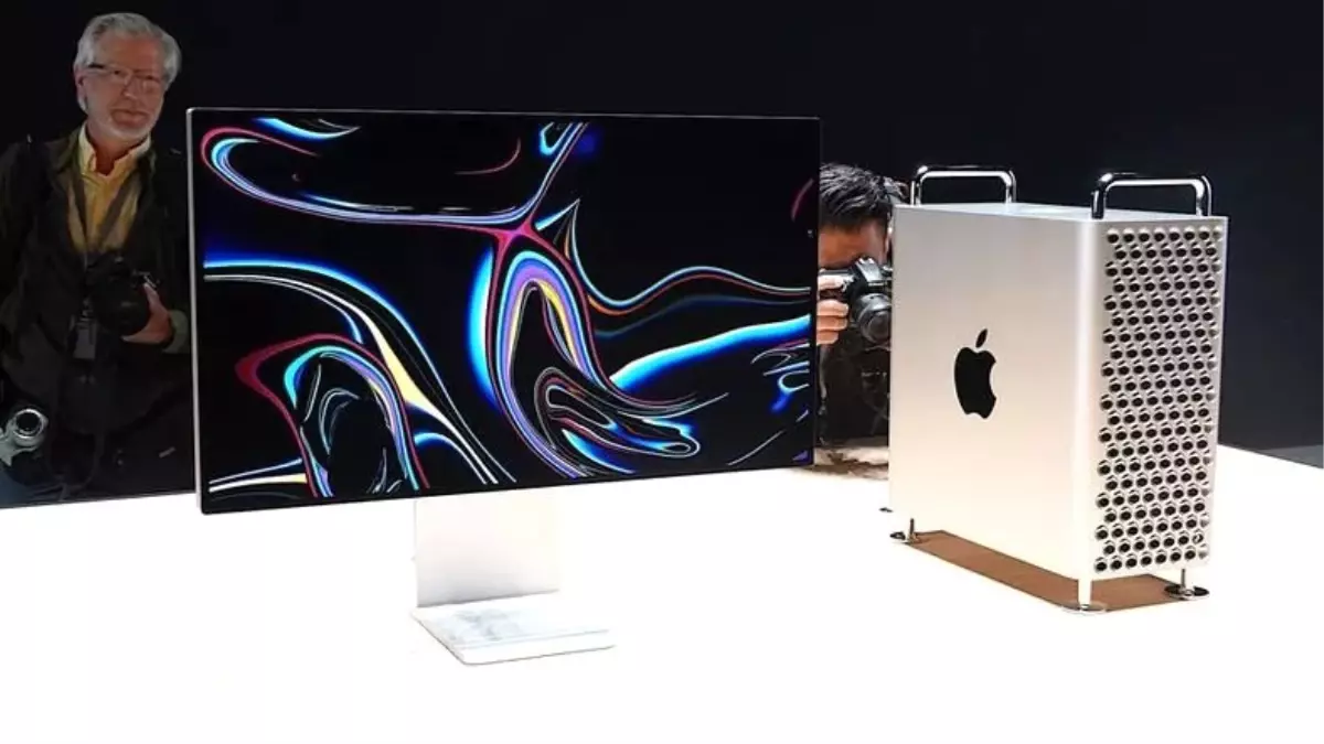 MSI, Apple\'ın 1000 Dolarlık Monitör Standıyla Alay Etti