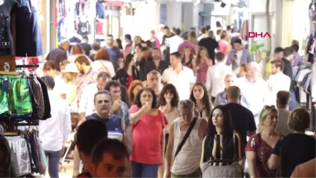 MUĞLA GÜNDÜZ PLAJLAR, GECE CADDE VE SOKAKLAR DOLUYOR