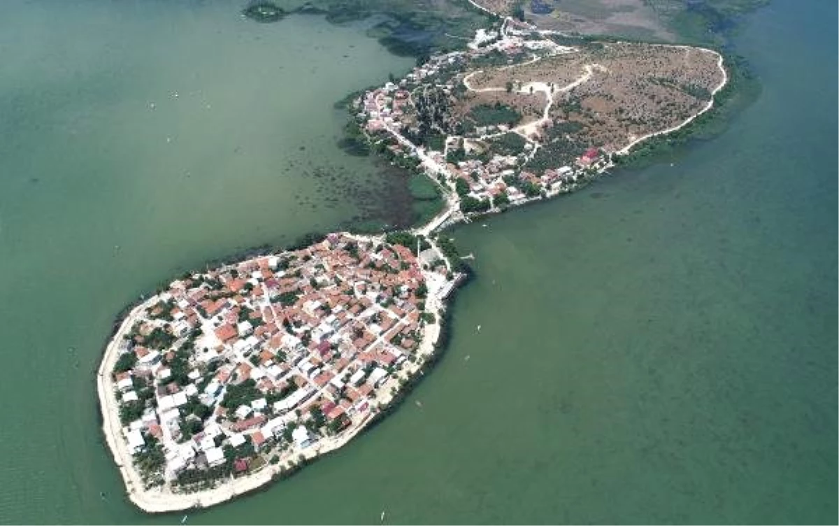 2 bin 600 yıllık Gölyazı köyünde bayram yoğunluğu