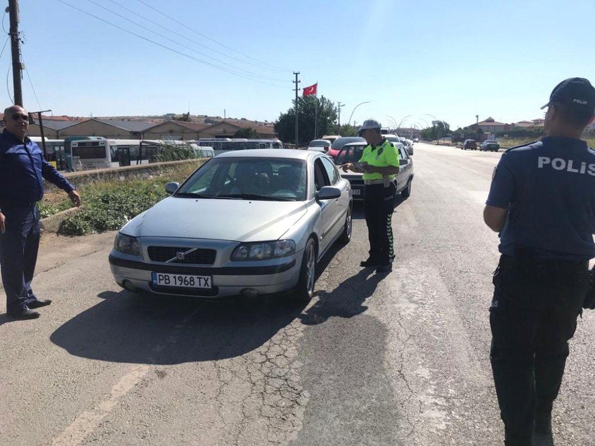 Ayvalık Polisi\'nden bayram dönüş yolunda sıkı denetim