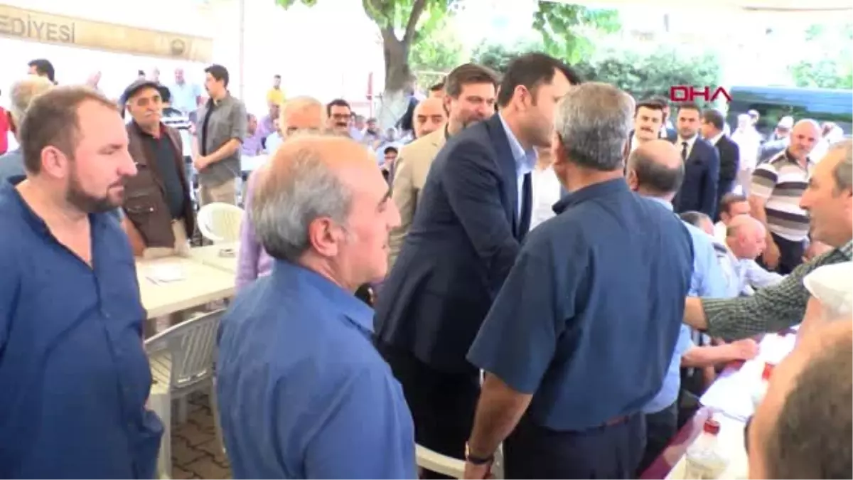 İSTANBUL- BAKAN KURUM ÇÖZEMEDİĞİ MATEMATİK SORUSU İÇİN EŞİNDEN YARDIM ALDI
