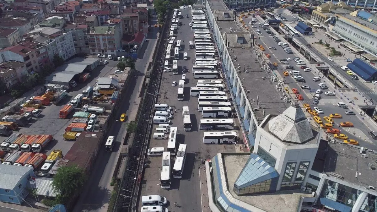 15 Temmuz Demokrasi Otogarı\'nda dönüş yoğunluğu havadan görüntülendi