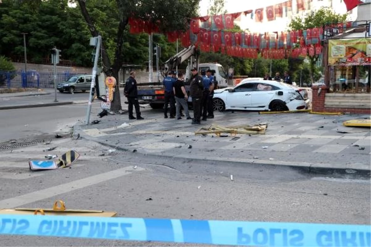 Ankara\'da kaza: 1\'i ağır, 3 yaralı