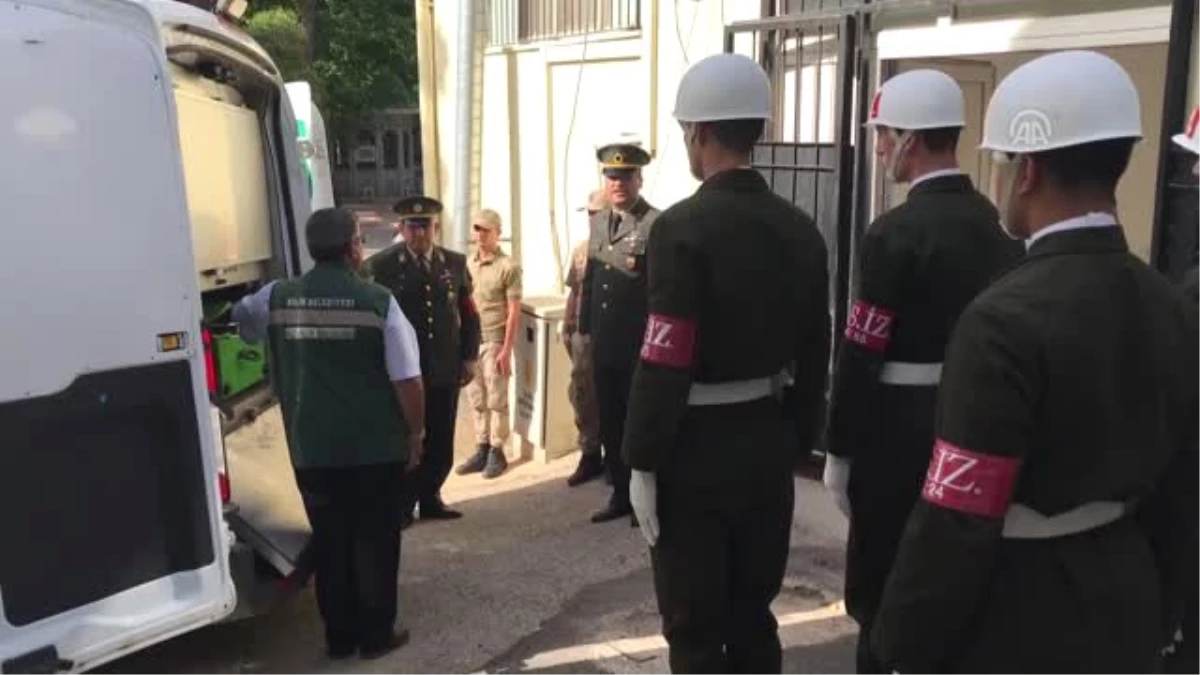 Azez\'deki terör saldırısında şehit olan Uzman Onbaşı Halil Kurt için tören