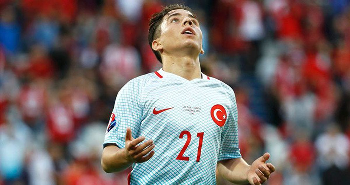 Emre Mor'un Milli maç oynanırken yaptığı paylaşım olay oldu!
