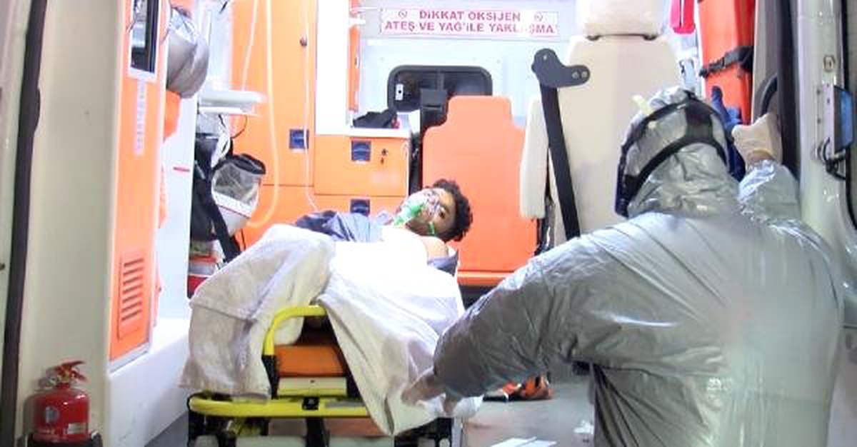 Lüleburgaz\'da gazdan zehirlenen 3 kişi İstanbul\'a getirildi