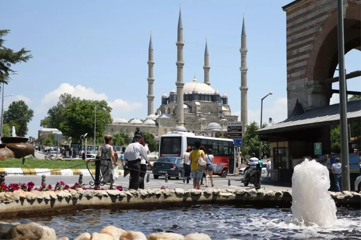 Mimar Sinan\'ın \'Ustalık eseri\' Selimiye\'ye ziyaretçi akını