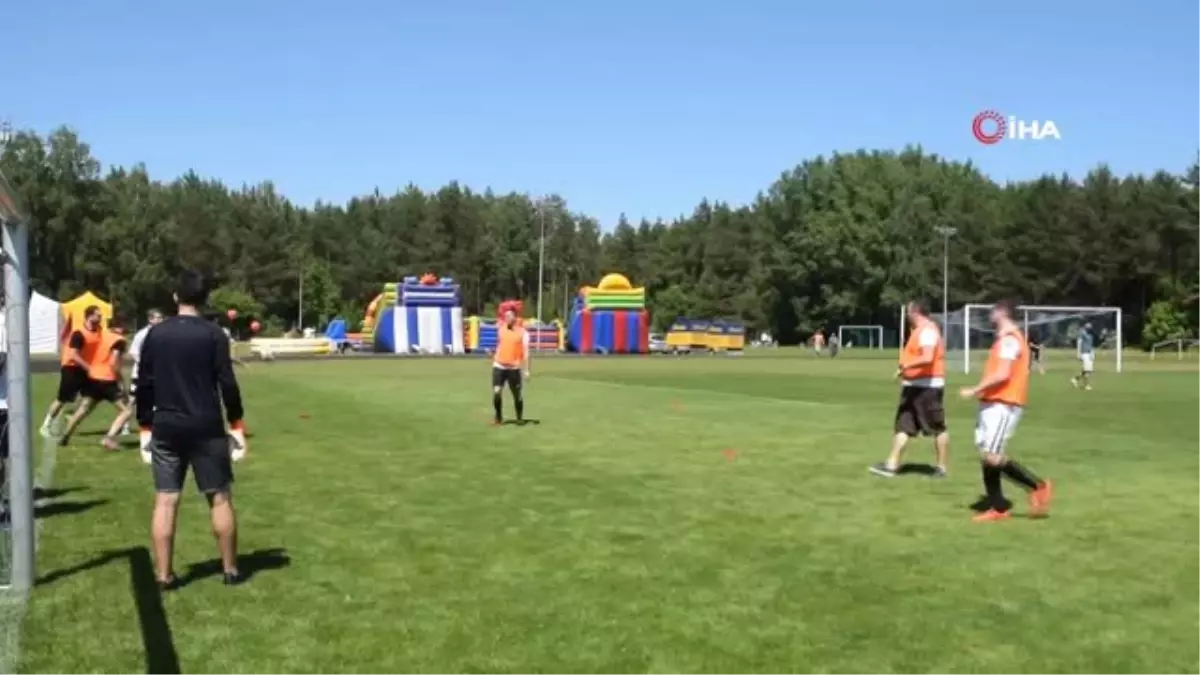 Polonya\'da Yaşayan Türkler Yaza Merhaba Pikniğinde Buluştu