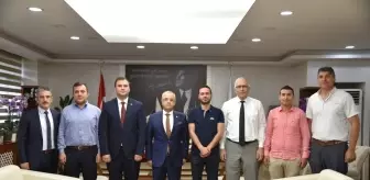 Salihli Belediyespor görev dağılımı yaptı