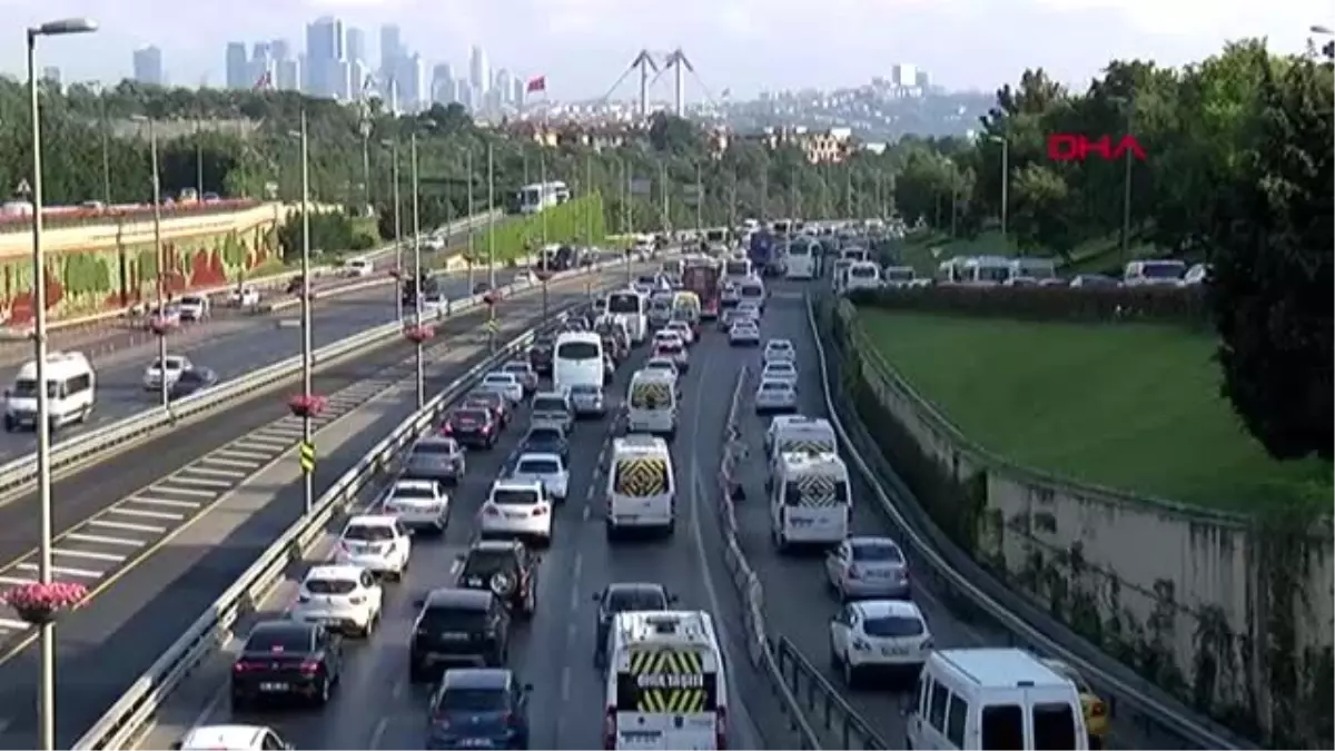 15 TEMMUZ ŞEHİTLER KÖPRÜSÜ\'NDE TRAFİK YOĞUNLUĞU