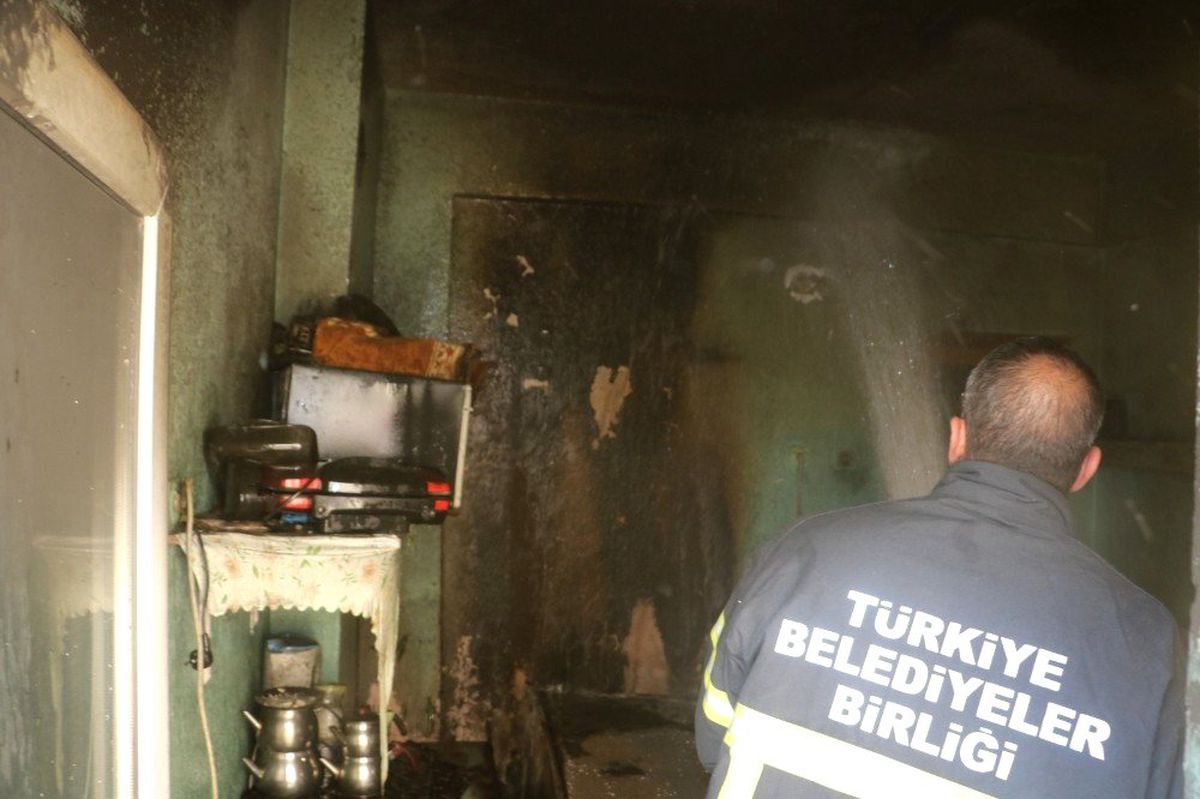 Buzdolabı yangına sebep oldu