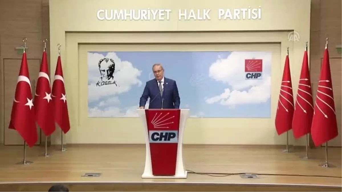 CHP Parti Sözcüsü Öztrak, gazetecilerin sorularını cevapladı