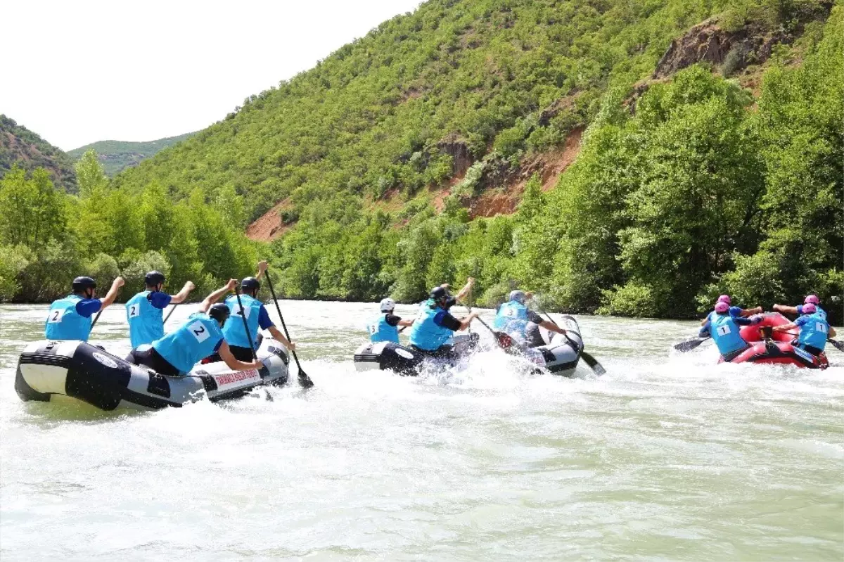 Dünya Rafting Şampiyonası heyecanı, Tunceli\'de başladı