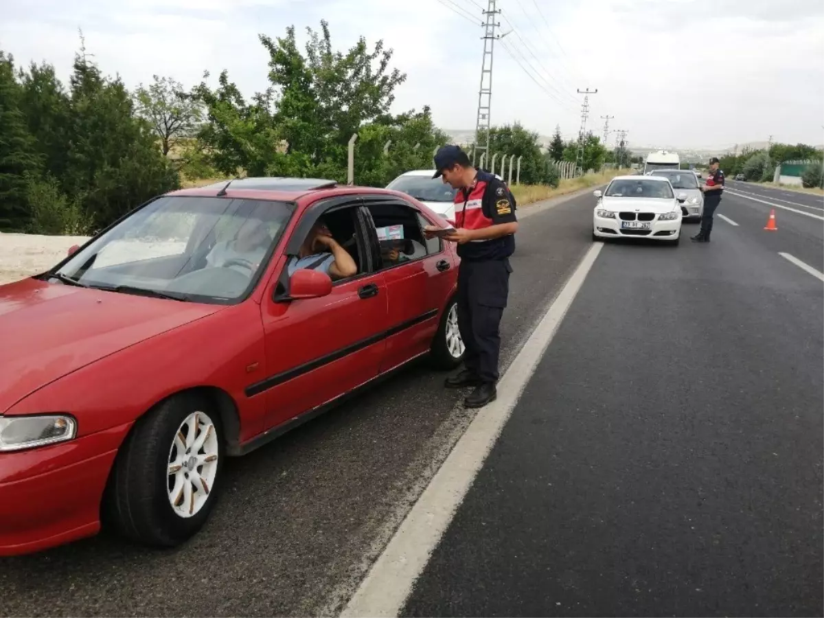 Elazığ\'da trafik uygulaması, 19 araca ceza işlem uygulandı