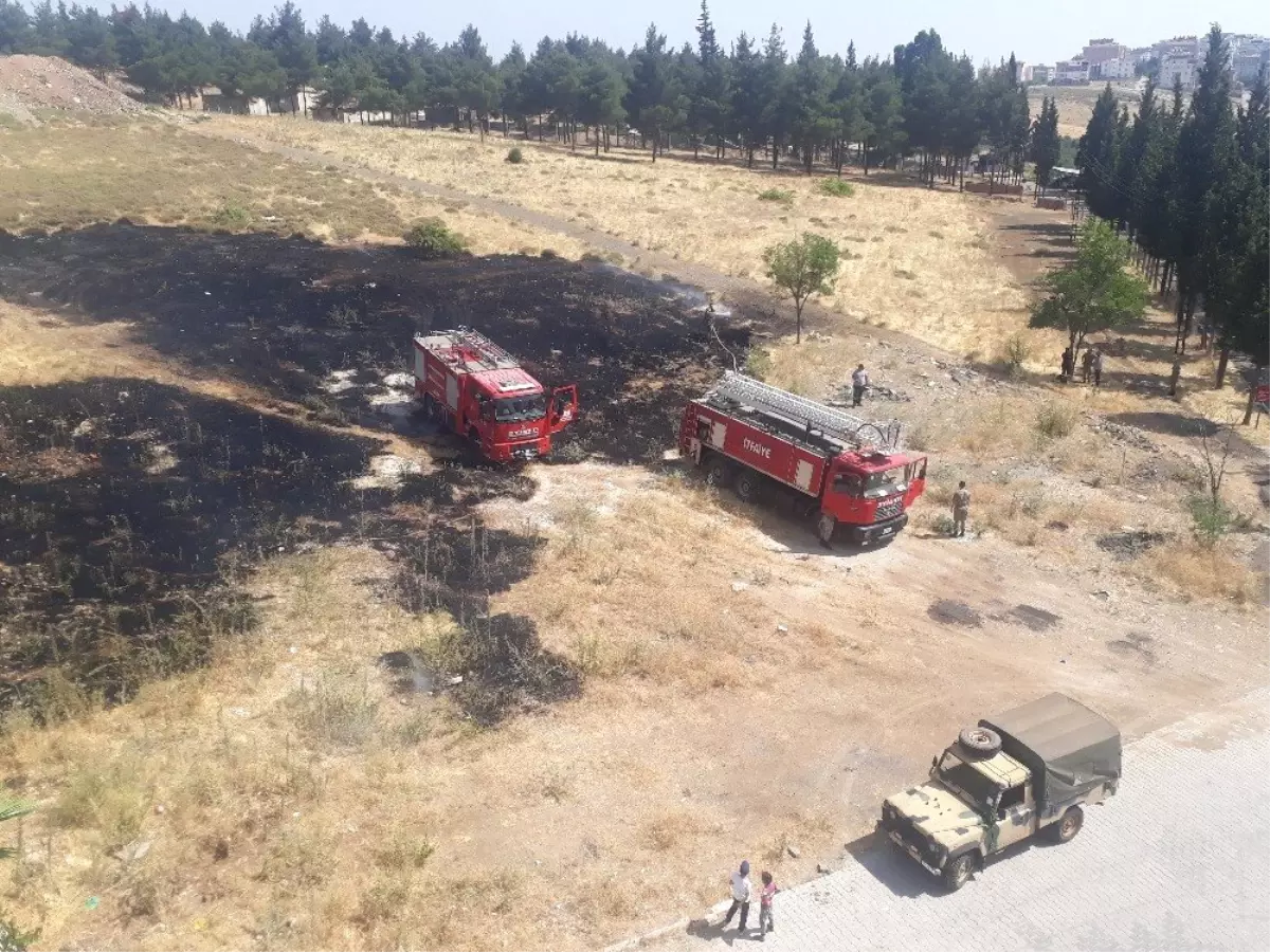 Hatay\'da cephanelik çevresinde yangın