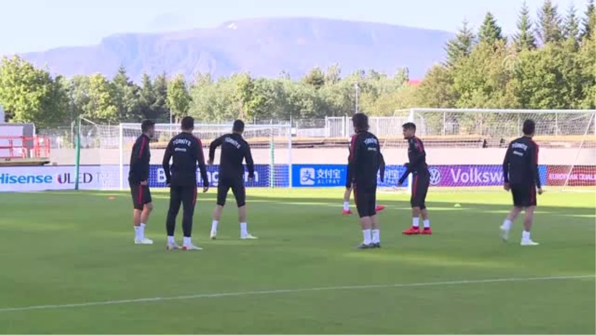 Türkiye, İzlanda maçı hazırlıklarını tamamladı (2) - REYKJAVİK