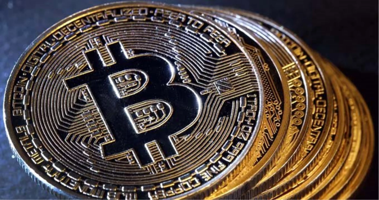 Bitcoin son bir günde yüzde 3 artarak 7 bin 947 dolara yükseldi