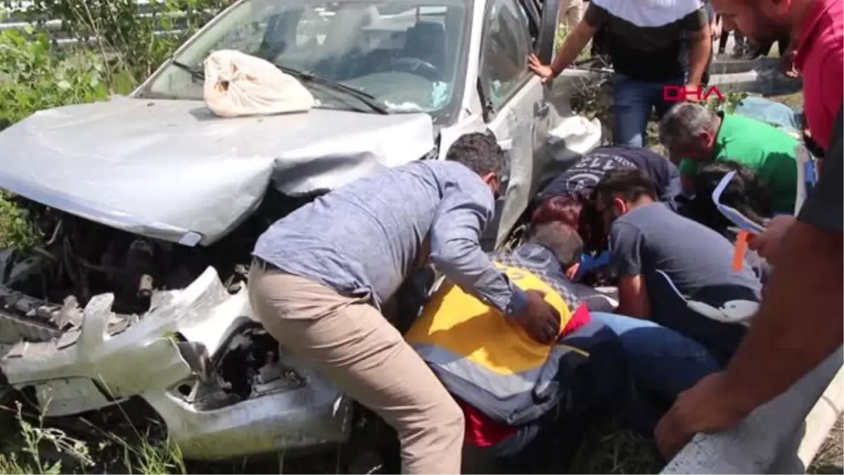 BOLU KAZADA YARALANAN BABA, ÖLEN ÇOCUĞUNU BAŞINDA GÖZYAŞI DÖKTÜ