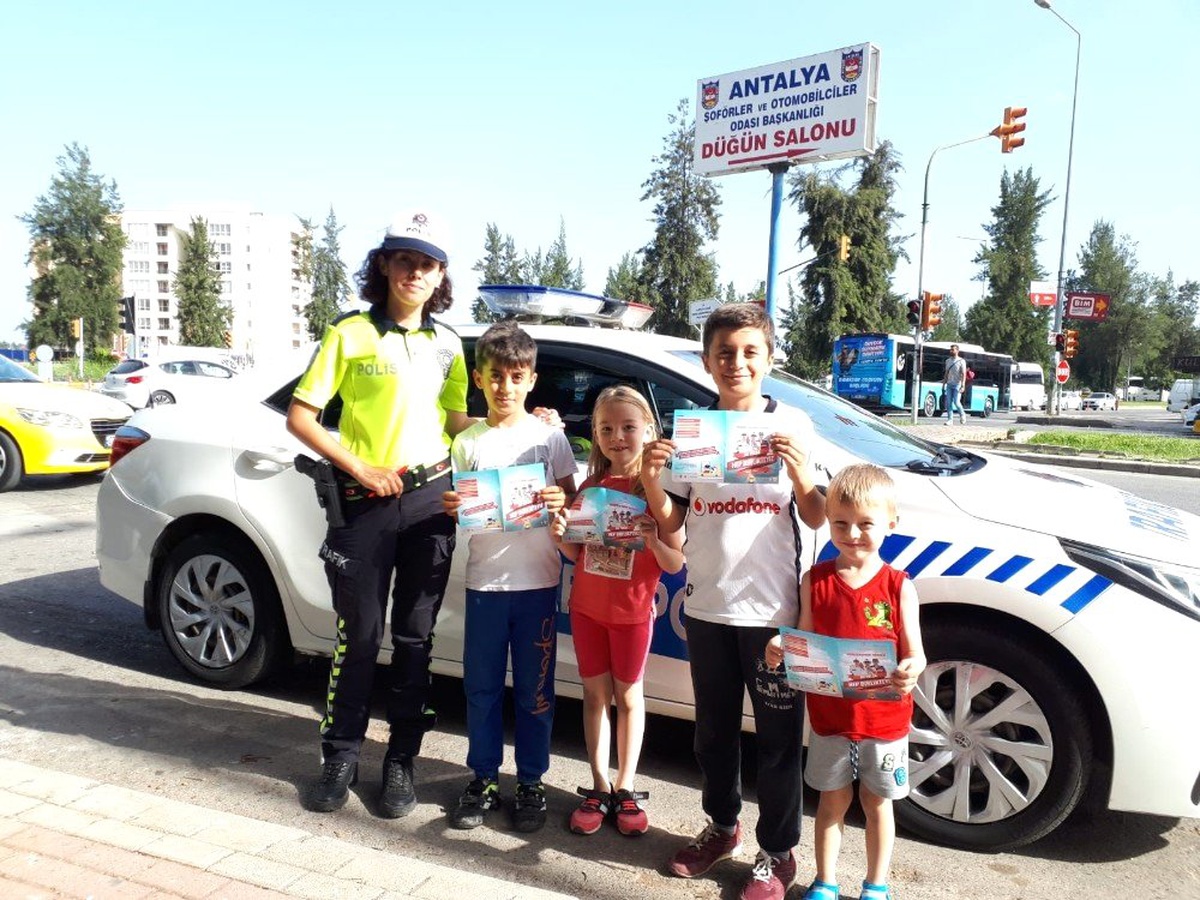 Çocuklara Sürücü Seyahat Karneleri verildi