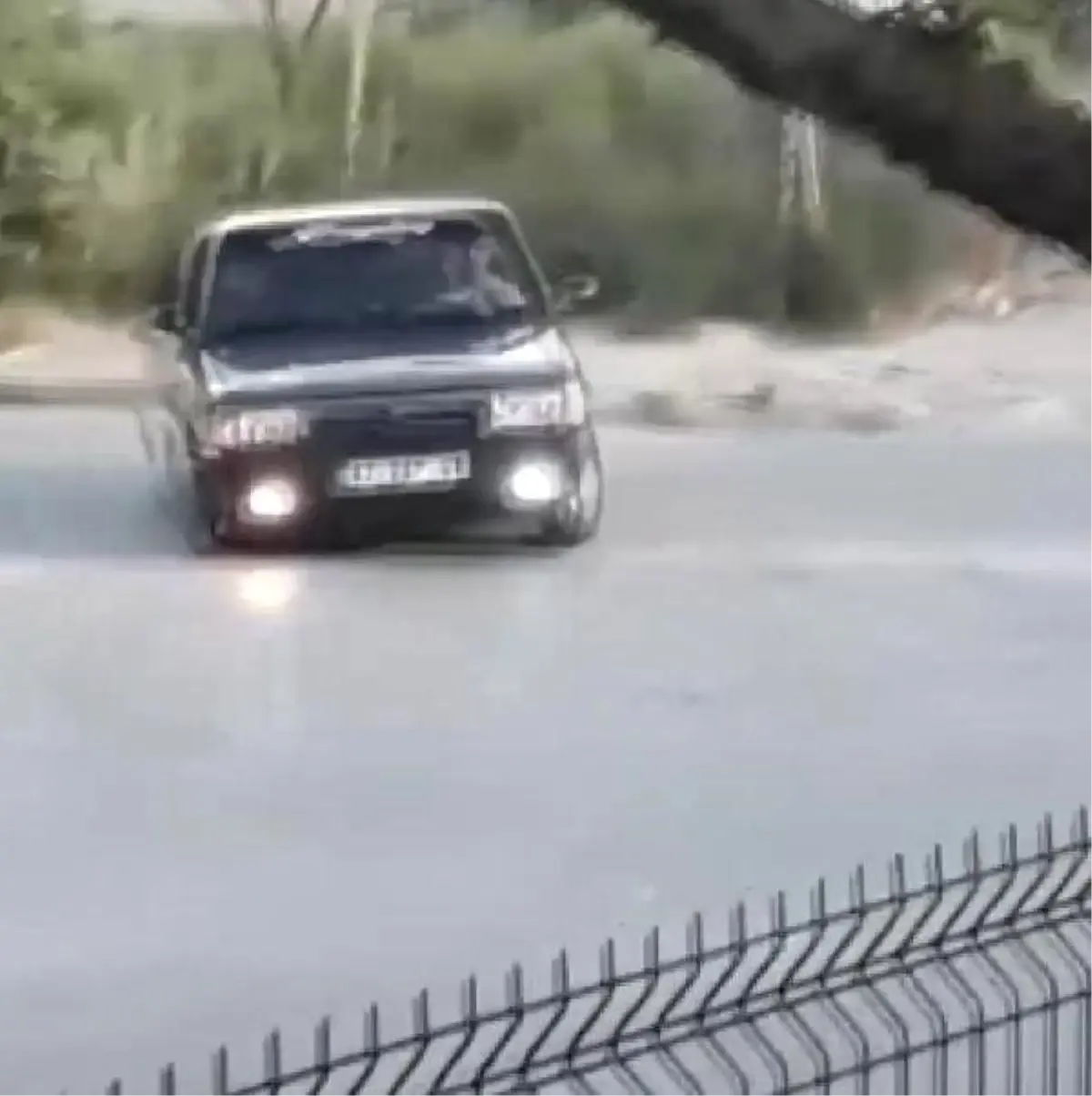 Konya\'da \'drift\' yapan 3 sürücüye 5\'er bin lira ceza