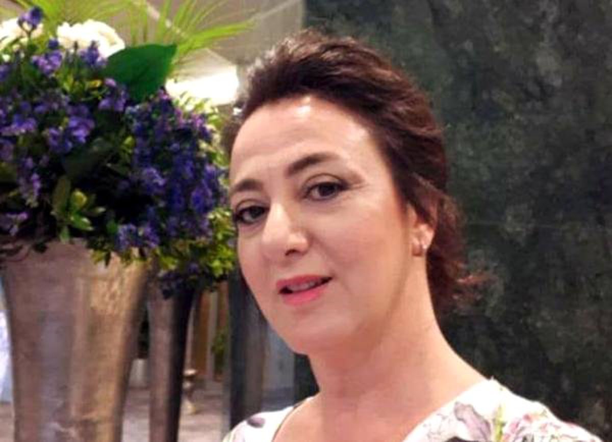 Otomobil çarpan kadın posta memuru öldü