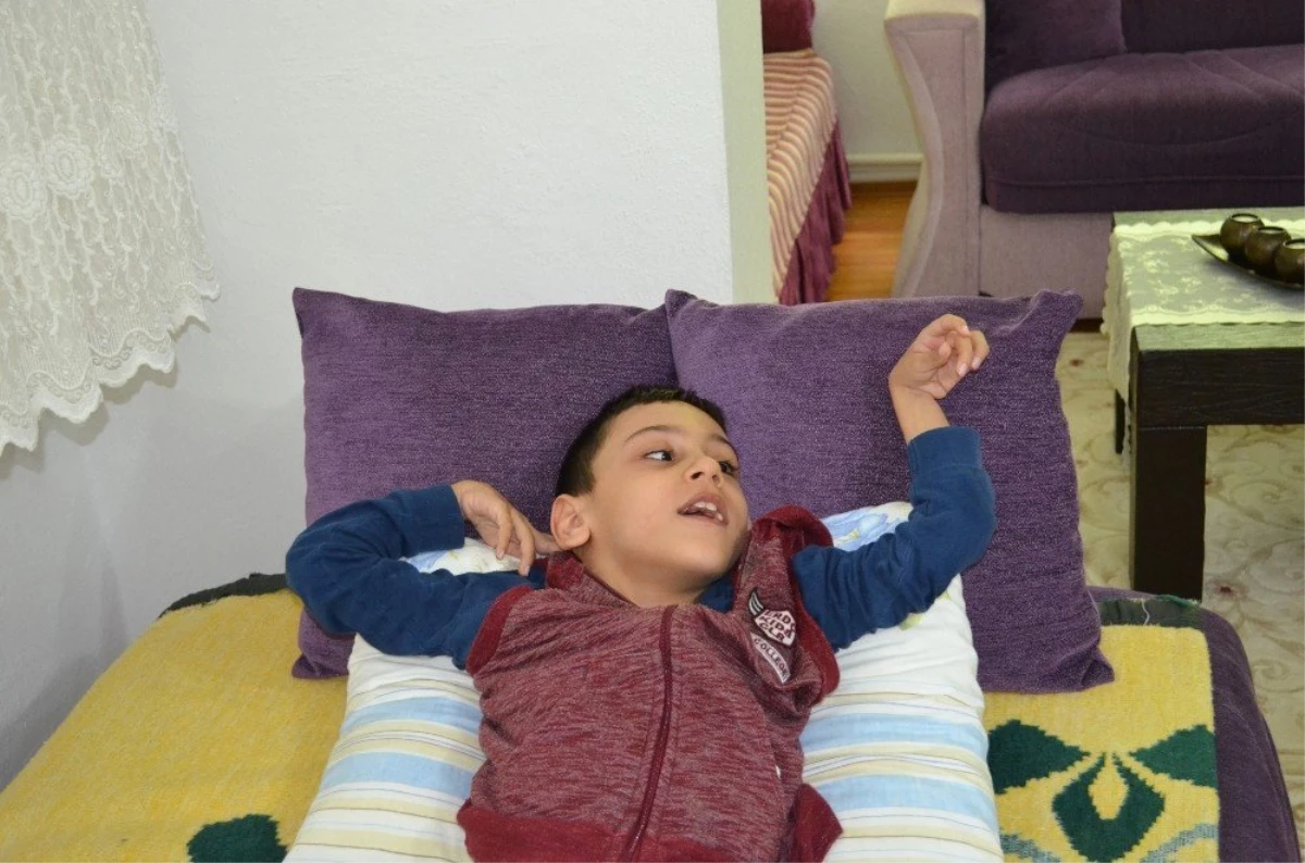 Serebral Palsi hastası Yiğit Ali destek bekliyor