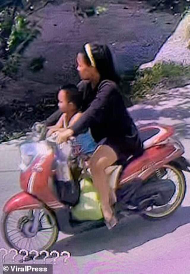 Vicdansız annenin yeni doğan bebeğini çöp konteynerine