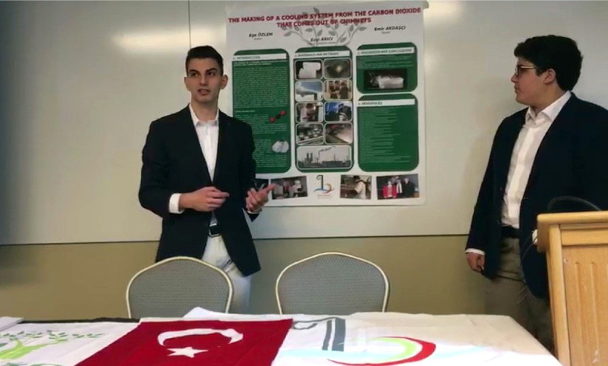 Bayraklılı öğrenciler Harvard\'ta sunum yaptı