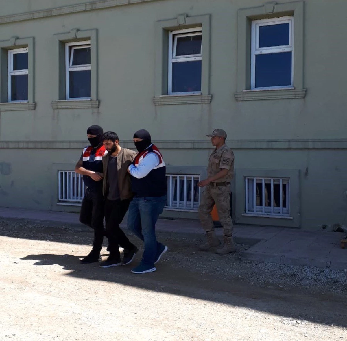 Beşiktaş\'taki terör saldırısının bir faili yakalandı