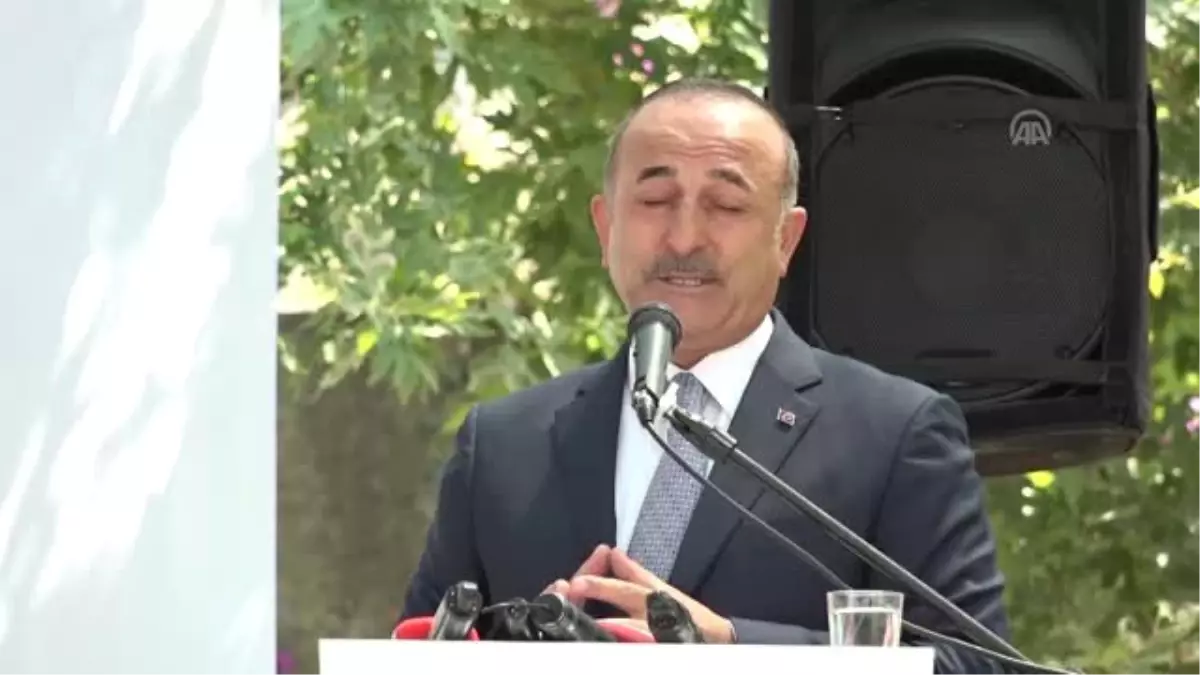 Çavuşoğlu: "Temaslarınızı muhafaza edin, dostluklarınızı kaybetmeyin"