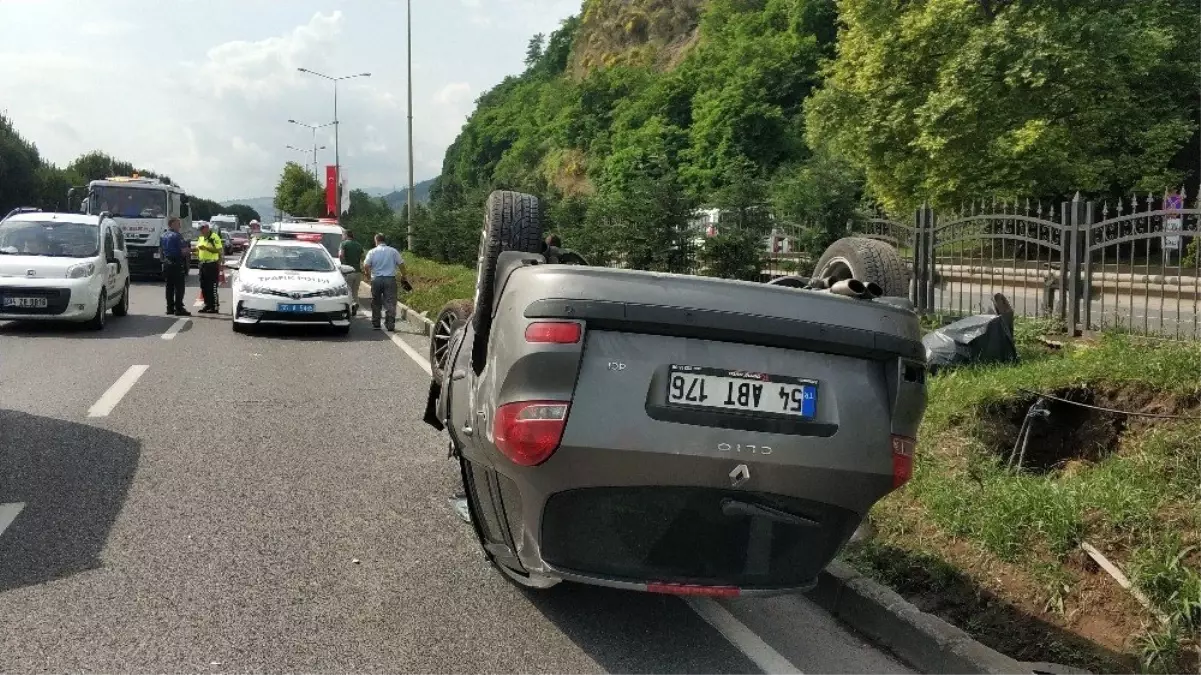 Cenaze dönüşü otomobil takla attı: 1 yaralı