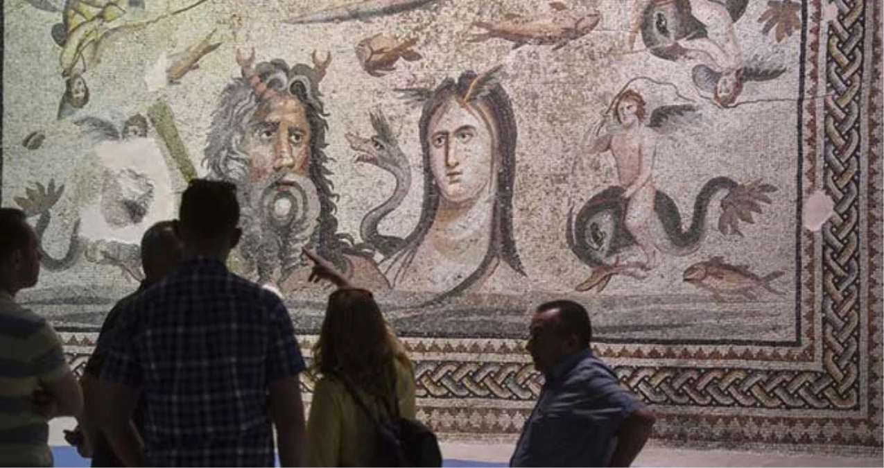 Dünyaca ünlü Zeugma Mozaik Müzesi\'ni bayramda 22 bin kişi ziyaret etti