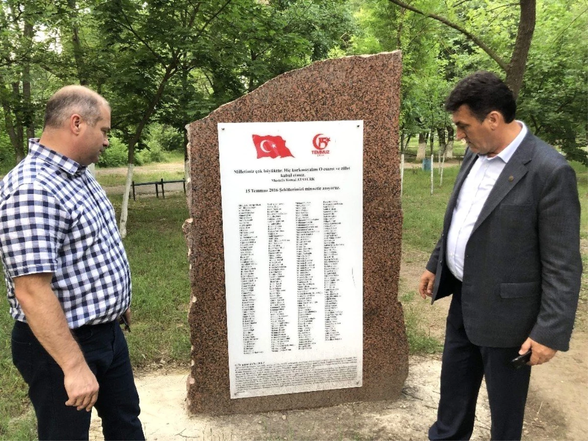 Gagavuzya\'da 15 Temmuz anıtı