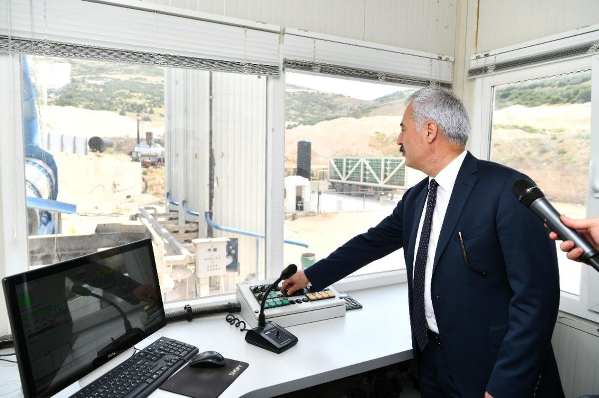 Isparta\'da sıcak asfalt sezonu başladı