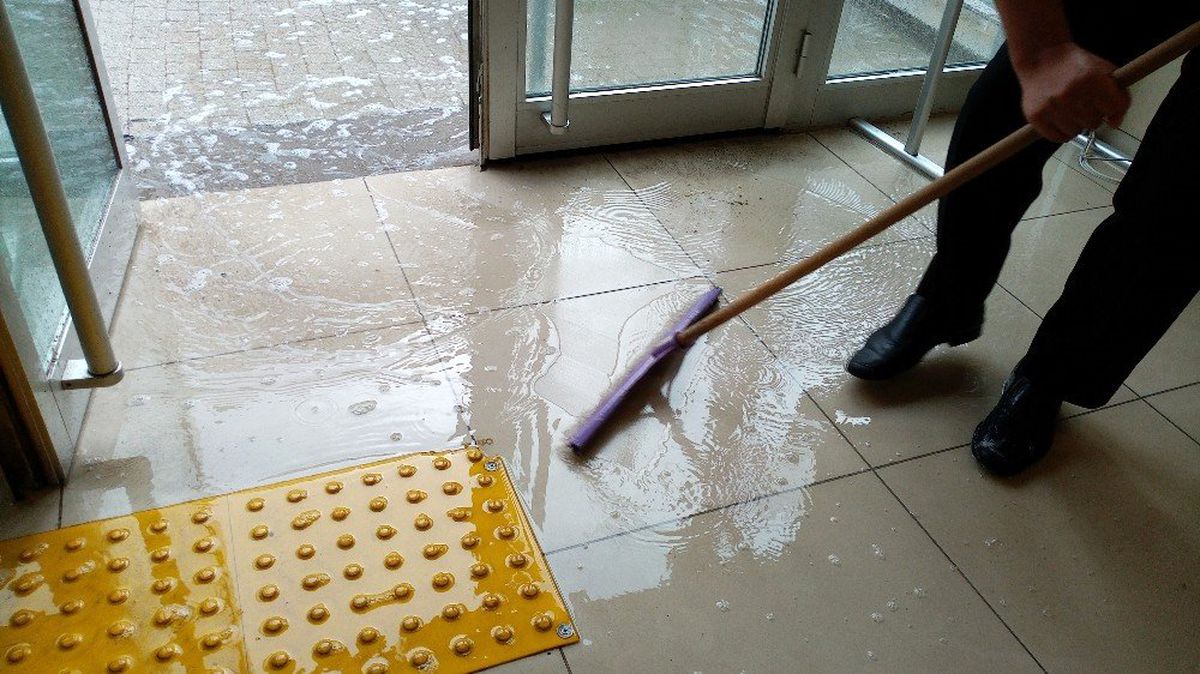Kuvvetli sağanak Tekirdağ\'da etkili oldu