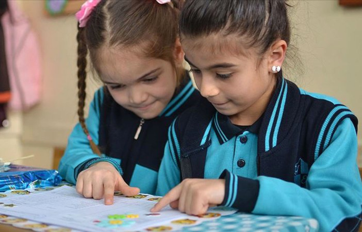 Milyonlarca öğrenci karnenin yanında \'sosyal etkinlik belgesi\' alacak