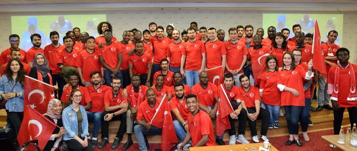Uluslararası öğrenciler Milli Takım için kenetlendi