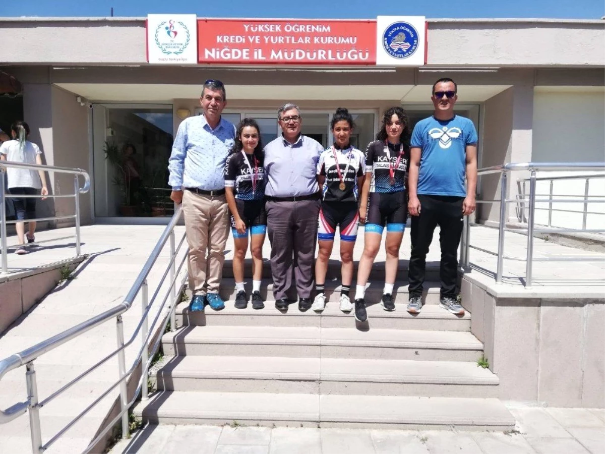 1.Dar Bölge Yol Bisikleti Türkiye Şampiyonası\'nda Kayseri Rüzgarı