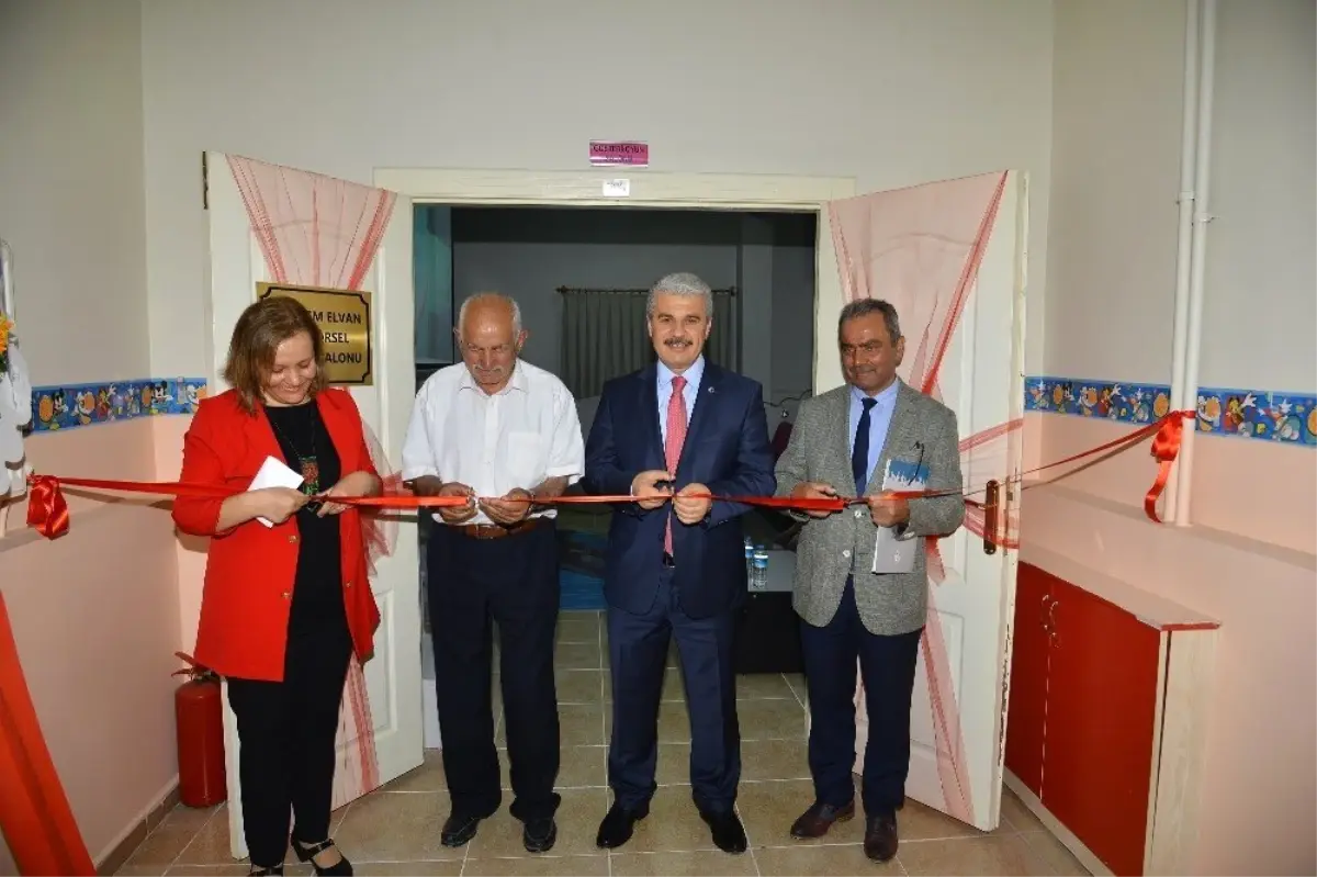 Anaokulunda 3D Görsel Eğitim Salonu Açıldı