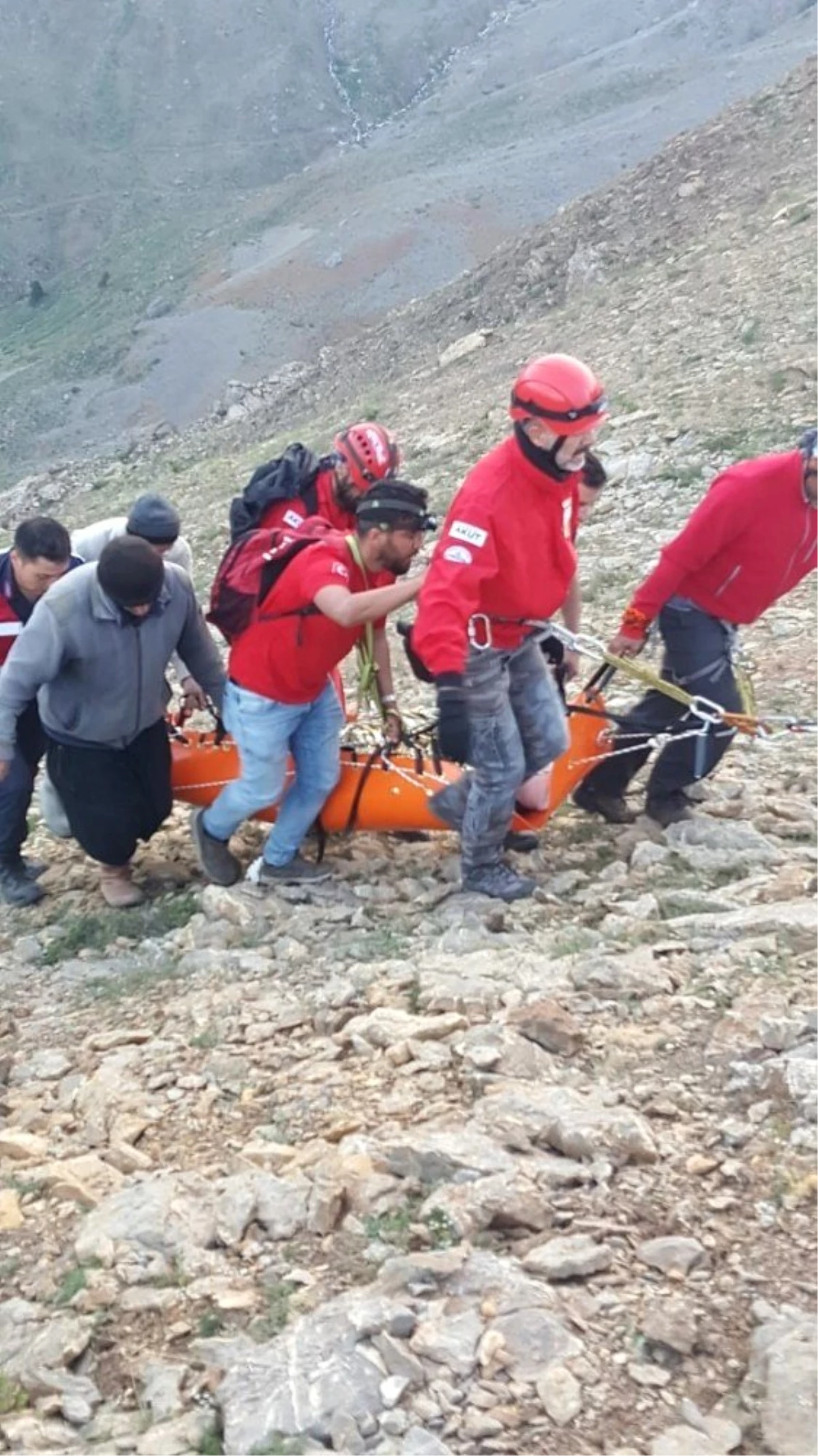 Antalya\'da 12 saatlik nefes kesen çoban kurtarma operasyonu