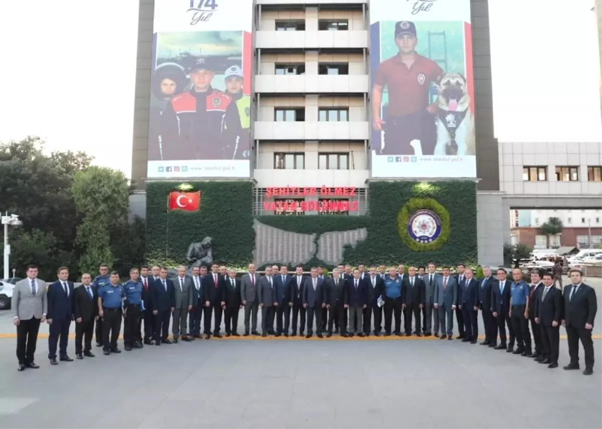 Emniyet Genel Müdürü Uzunkaya, İstanbul Emniyet Müdürlüğünü ziyaret etti