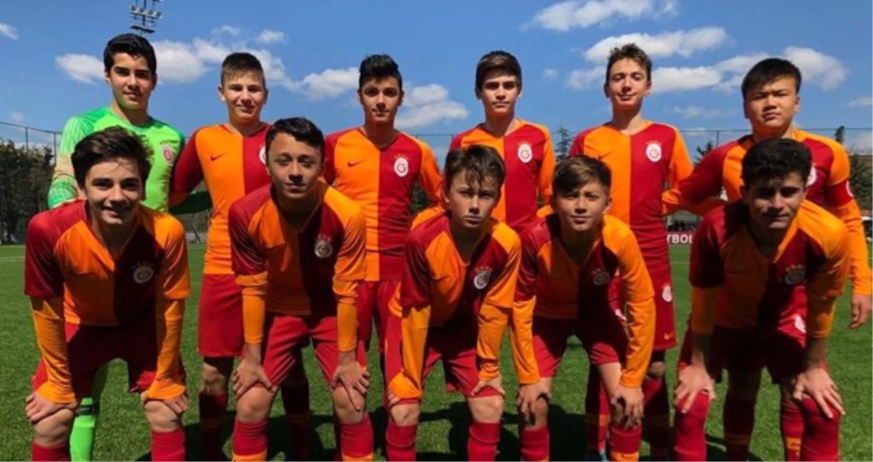 Galatasaray U14 Takımı\'ndan Barcelona\'ya 6 gol
