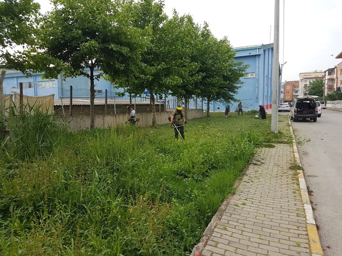 Gürsu cadde ve meydanlarında yaz ferahlığı
